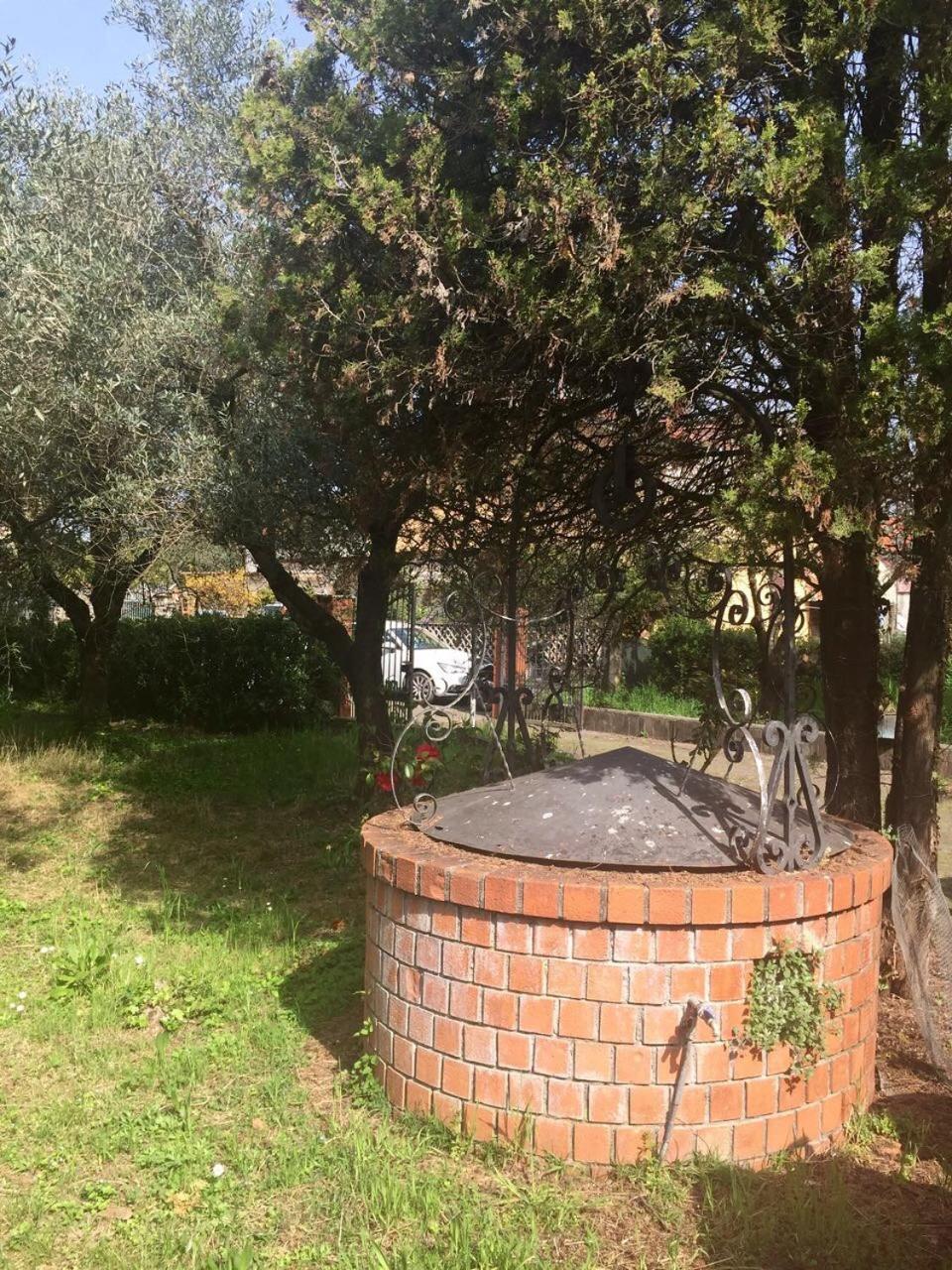 Casa Degli Zii Appartamento Guido Luni エクステリア 写真