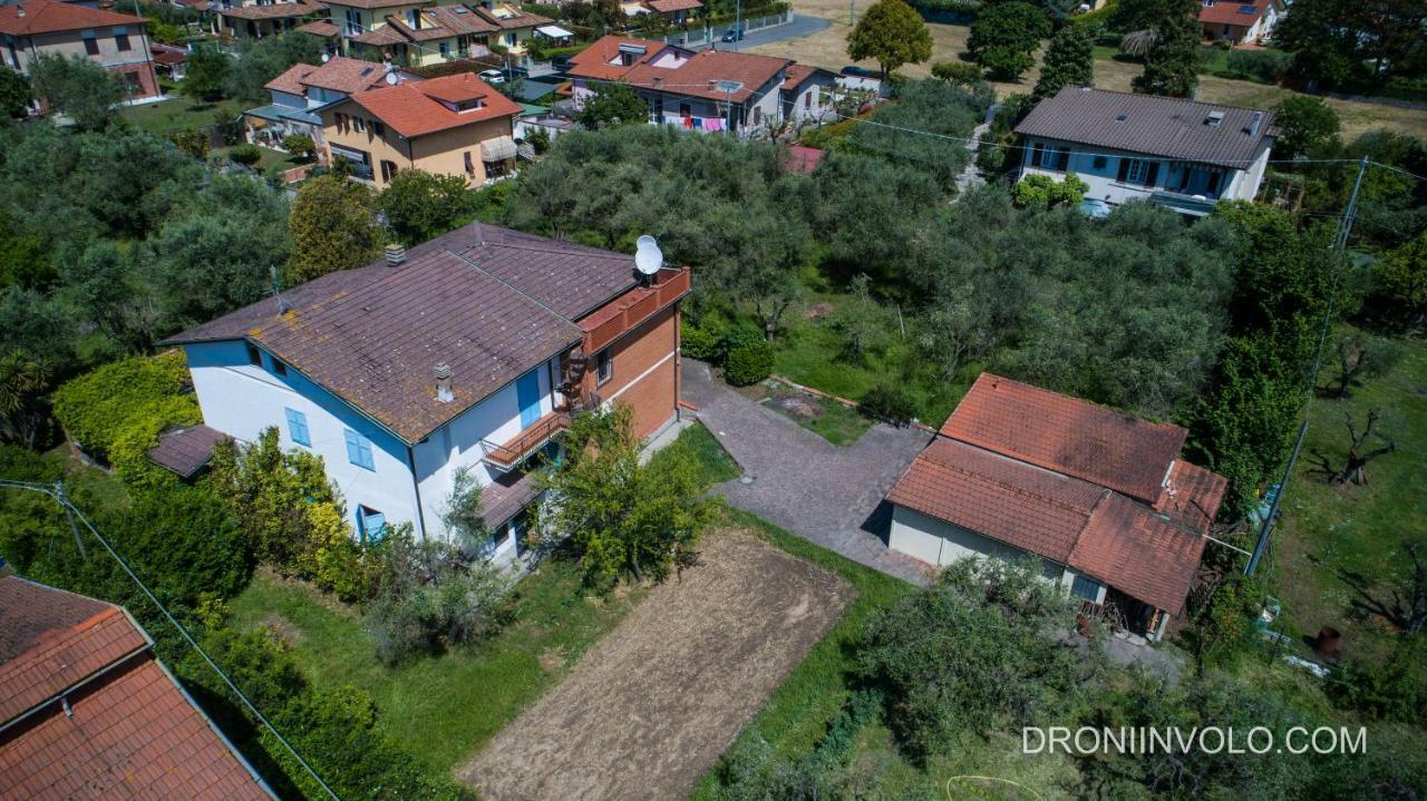 Casa Degli Zii Appartamento Guido Luni エクステリア 写真
